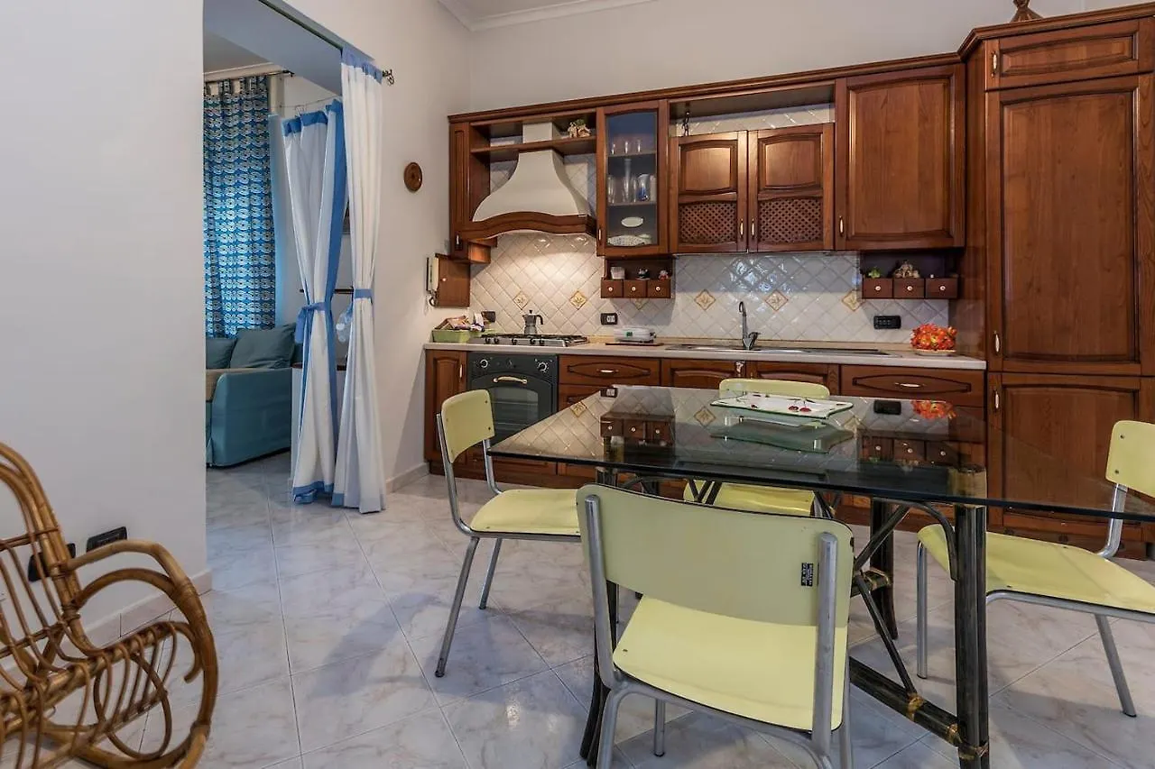 B4 Big Apartment With Terrace And View In Hystorical Centre Naples Italy
