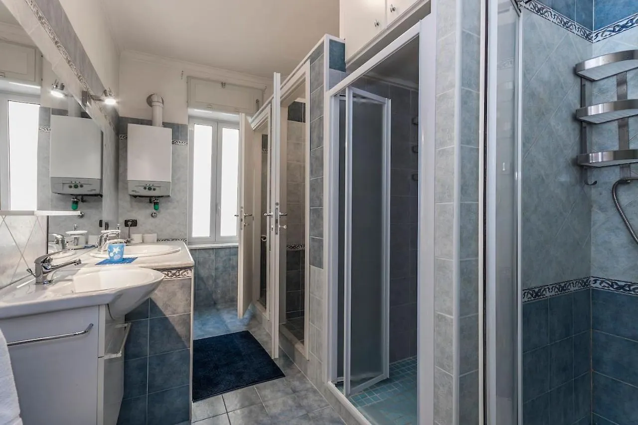 B4 Big Apartment With Terrace And View In Hystorical Centre Naples Italy