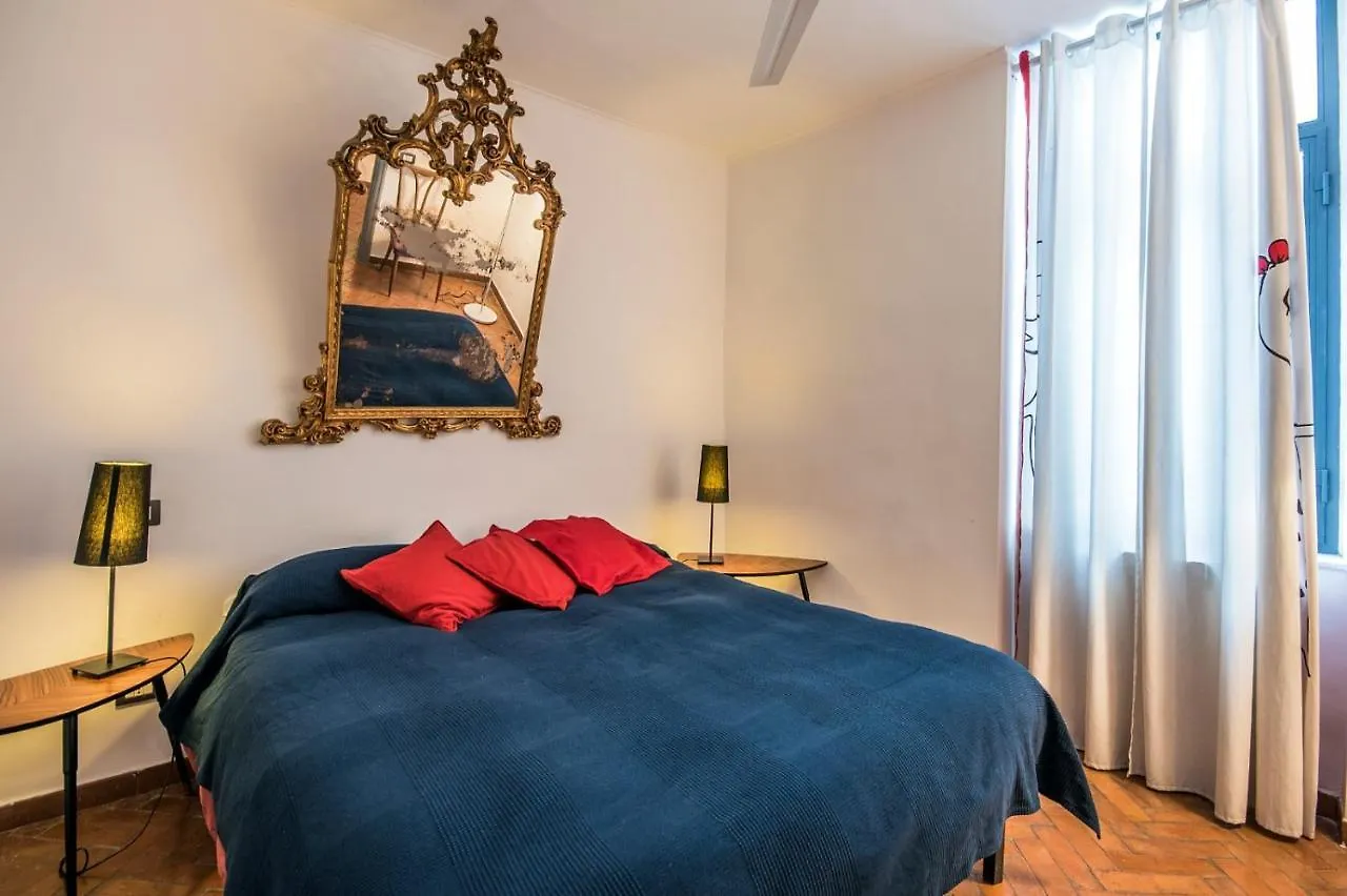 B4 Big Apartment With Terrace And View In Hystorical Centre Naples